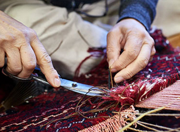 The Art of Persian Rug Repair: Techniques and Traditions